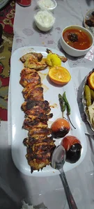 رستوران چهارفصل