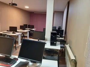 مجتمع آموزشی نگین آفاق ایرانیان 3