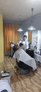 آرایشگاه دیپلمات