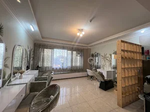 سالن زیبایی مژده ابتهالجو