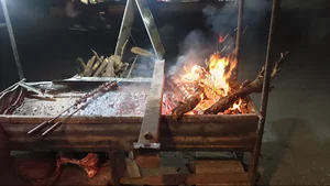 قصابی و کبابی عمو مهدی