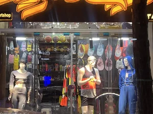 Mehrdad Sport Shop 4
