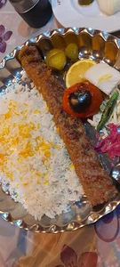 کافه رستوران باباکرم