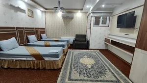 زائر سرای گروه اویک