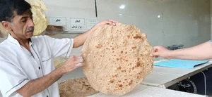 نانوایی خشکه پزی امید( نان تافتون شیری و فطیر محلی)