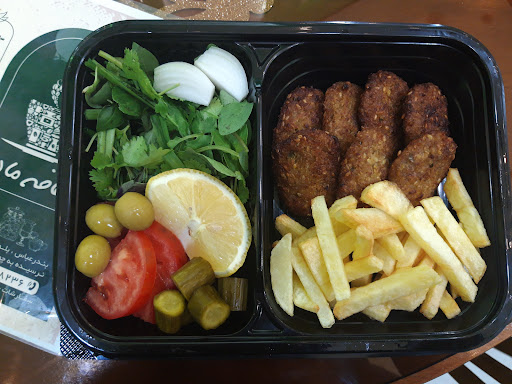 صبحانه خوری مادرجون