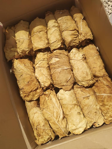 انبار تنباکو فروشی جلالیان