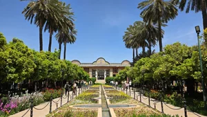 رستوران تاریخی نارنجستان قوام 2