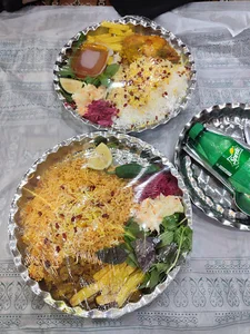 بیرون بر و کبابی ناخدا هاشم