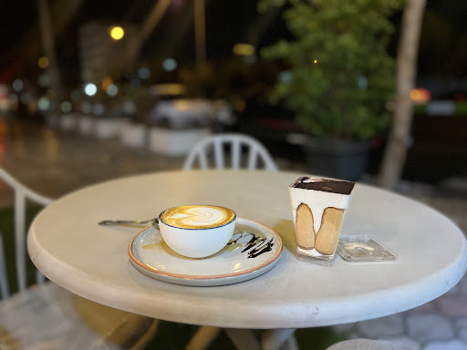 Cafe Faraz / کافه فراز