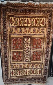 فرش میرزایی و صیدی