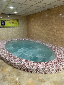 استخر و سونای سرپوشیده آزادی 4