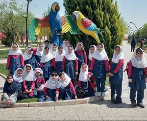 مدرسه ی گل نرگس