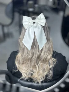 مرکز تخصصی رنگ مو و دکلره گلشهر کرج