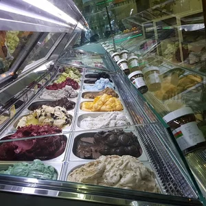 آبمیوه و بستنی ونیز