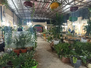 رستوران یاقوت