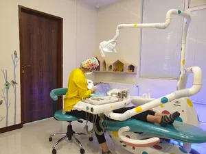مطب دکتر رها کوثری متخصص دندانپزشکی کودکان
