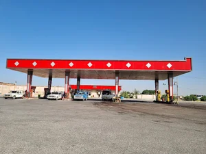 مجتمع خدماتی، رفاهی برادران منانی