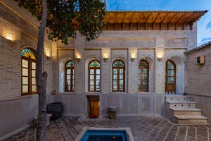 خانه اخوان