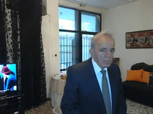 بنگاه بارفروشی حاج محمد رشیدی