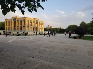 آب نمای باغ غدیر
