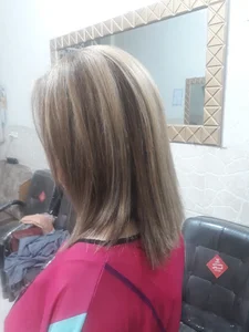 آرایشگاه زنانه سانیا
