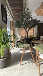 La Familia Cafe