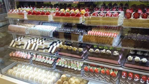 قنادی کندو