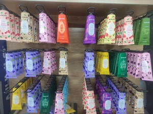 آرایشی بهداشتی شوینده الما 5