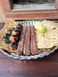 کبابی خسروی
