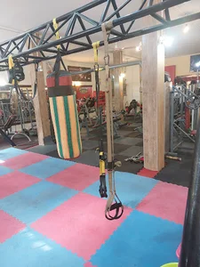 باشگاه بدنسازی و پرورش اندام