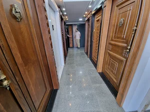 فروشگاه مرکزی درب آبا