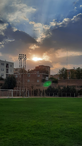 زمین فوتبال تختی