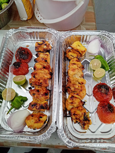 رستوران و کیترینگ ارغوان
