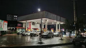 پمپ بنزین 3