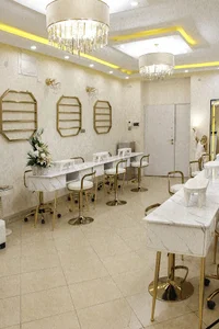 سالن زیبایی روناک صلاحیان