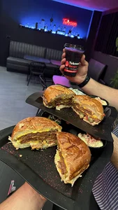 برگر طهرونی (برگر شاپ)