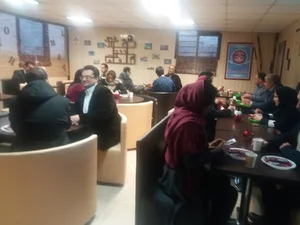 گروه آموزشی امید کریمی