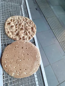 نان بربری و شیرینی پزی 3
