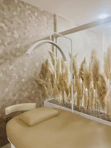 سالن زیبایی ابریشم