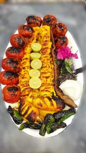 تهیه غذای ضیا پخت 5