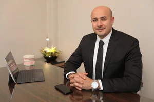 دکتر روزبه پهلوان