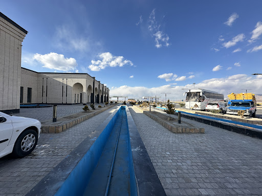 مجتمع خدماتی رفاهی هیرمان