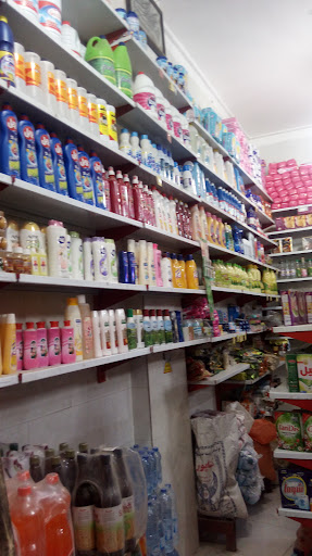سوپرمارکت پدیده سروستان