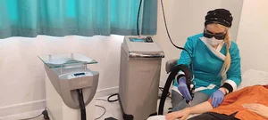 مرکز تخصصی پوست، کاشت مو، لیزر رویا