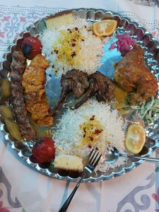 رستوران کترینگ یلدا
