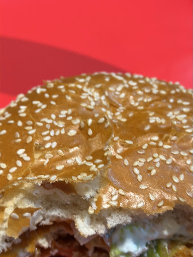 مطعم هرفي