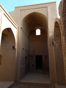 خانه ایلخانی بیده
