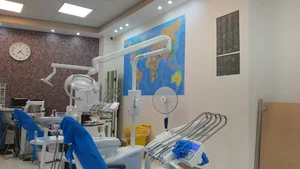 دکتر نیلوفر محقق