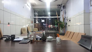 احمدی _ دفتر املاک فراست